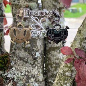 Gloom Heart Zipper Pull #5