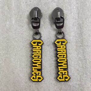 Gargoyles Enamel Zipper Pull #5 - Retail